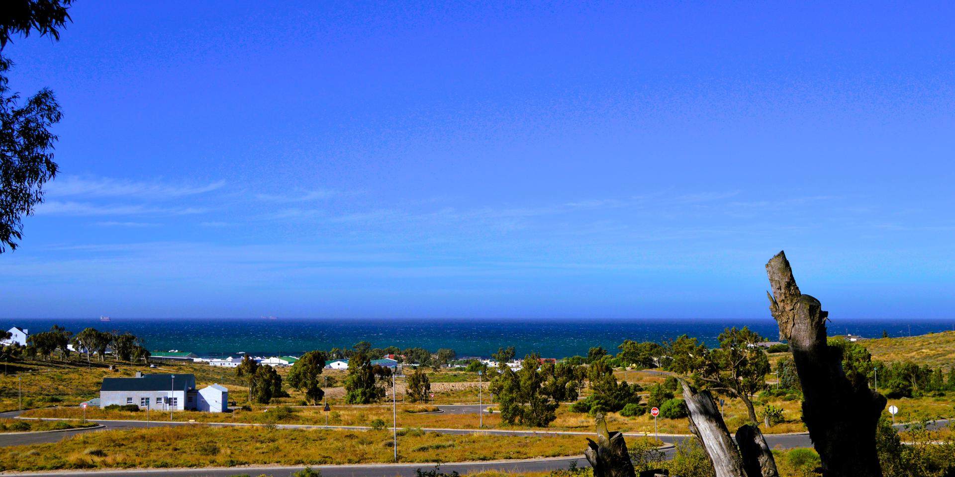 Image 4 of 6