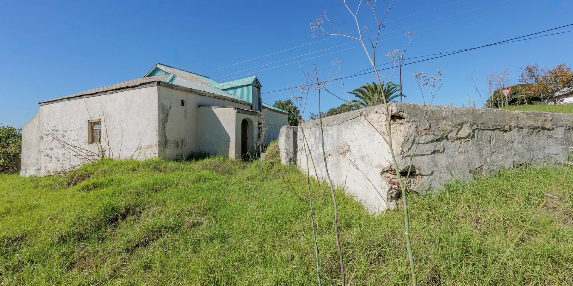 Image 3 of 6