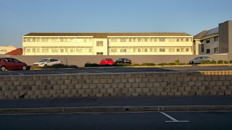Main property image