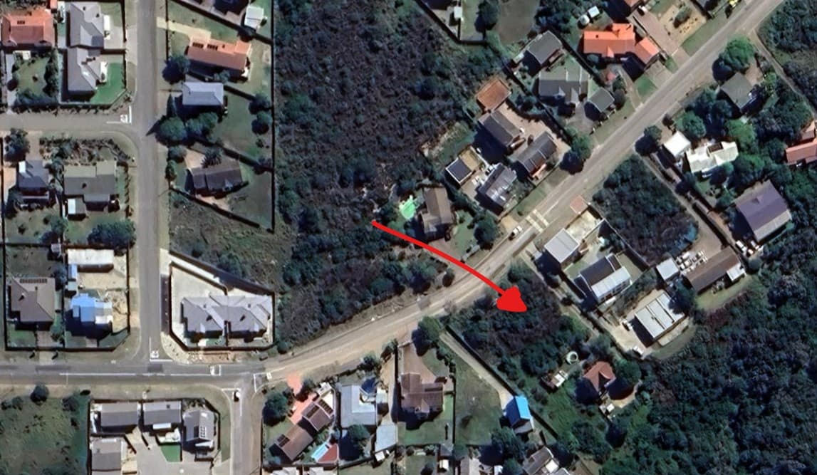 Image 2 of 6