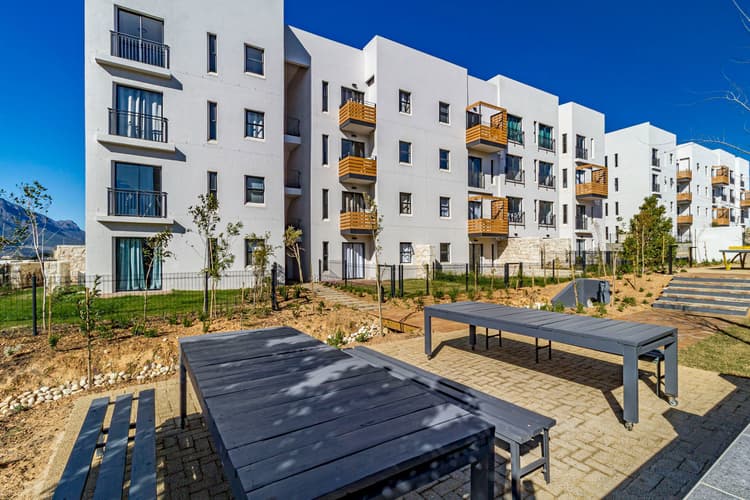 Main property image