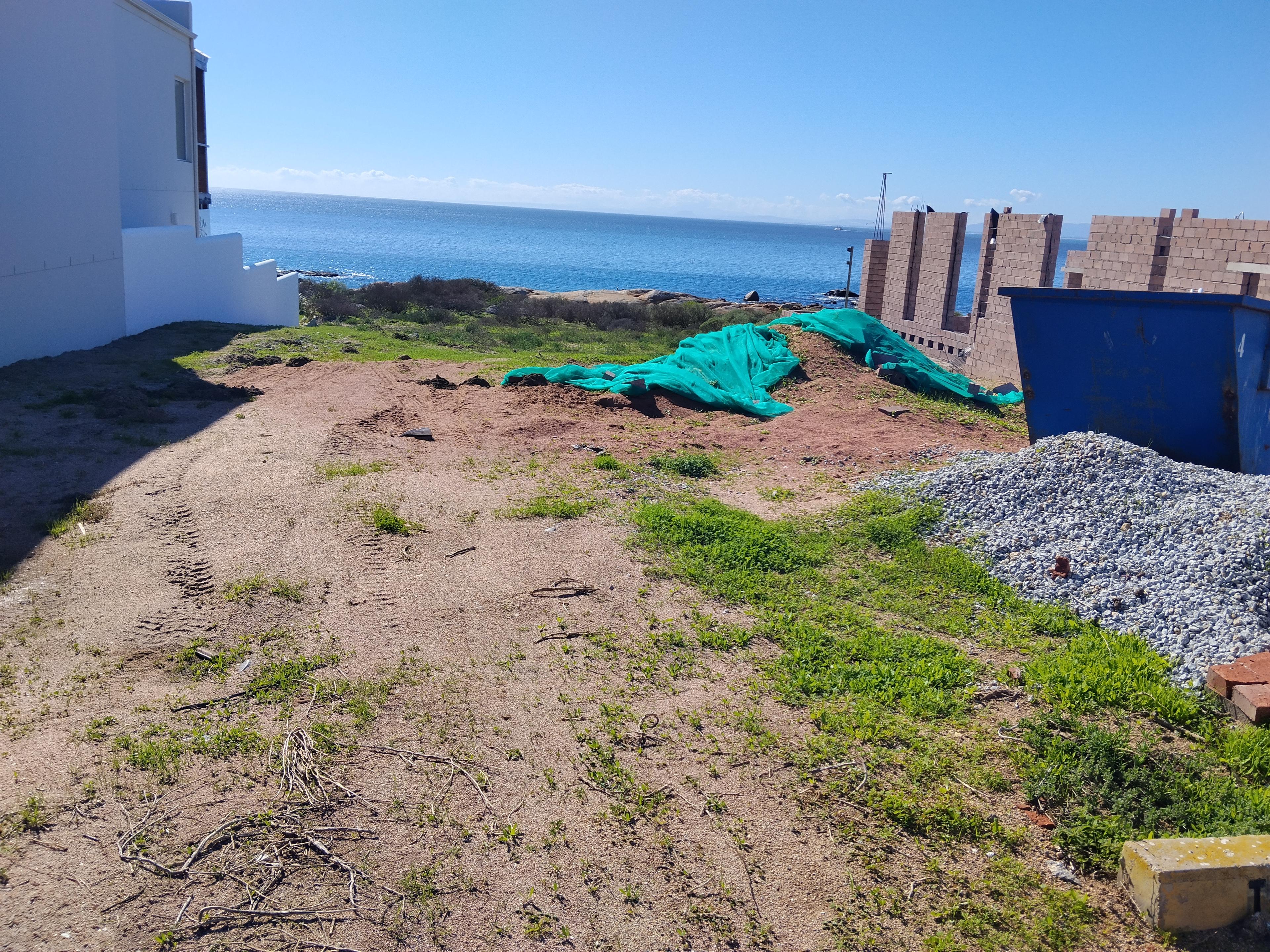 Image 2 of 6