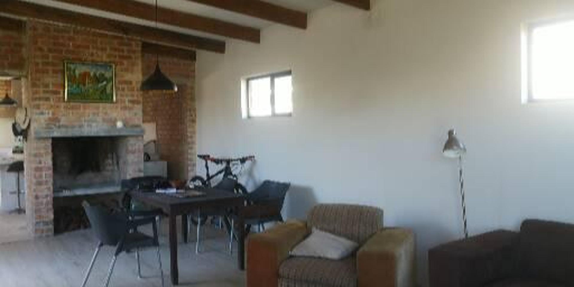 Image 4 of 6