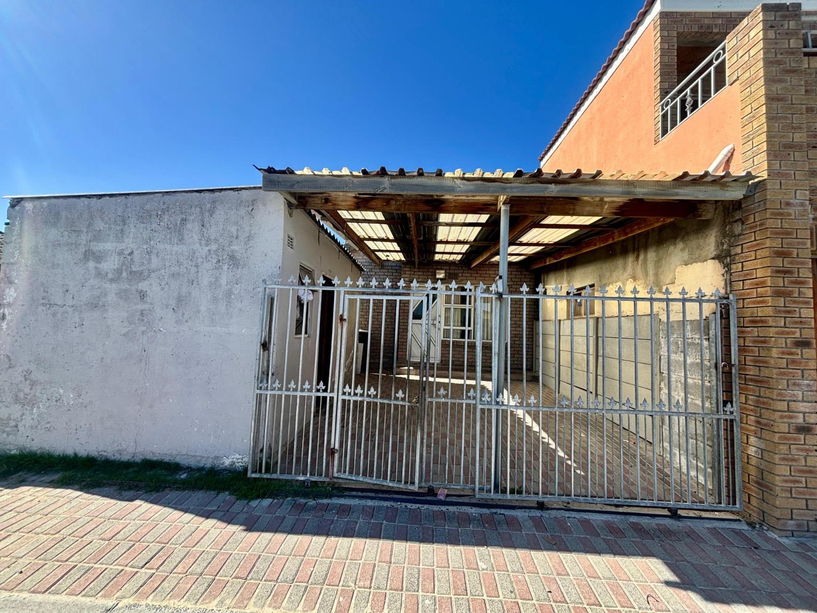 Image 1 of 6