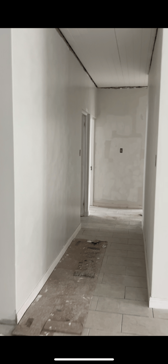 Image 4 of 6