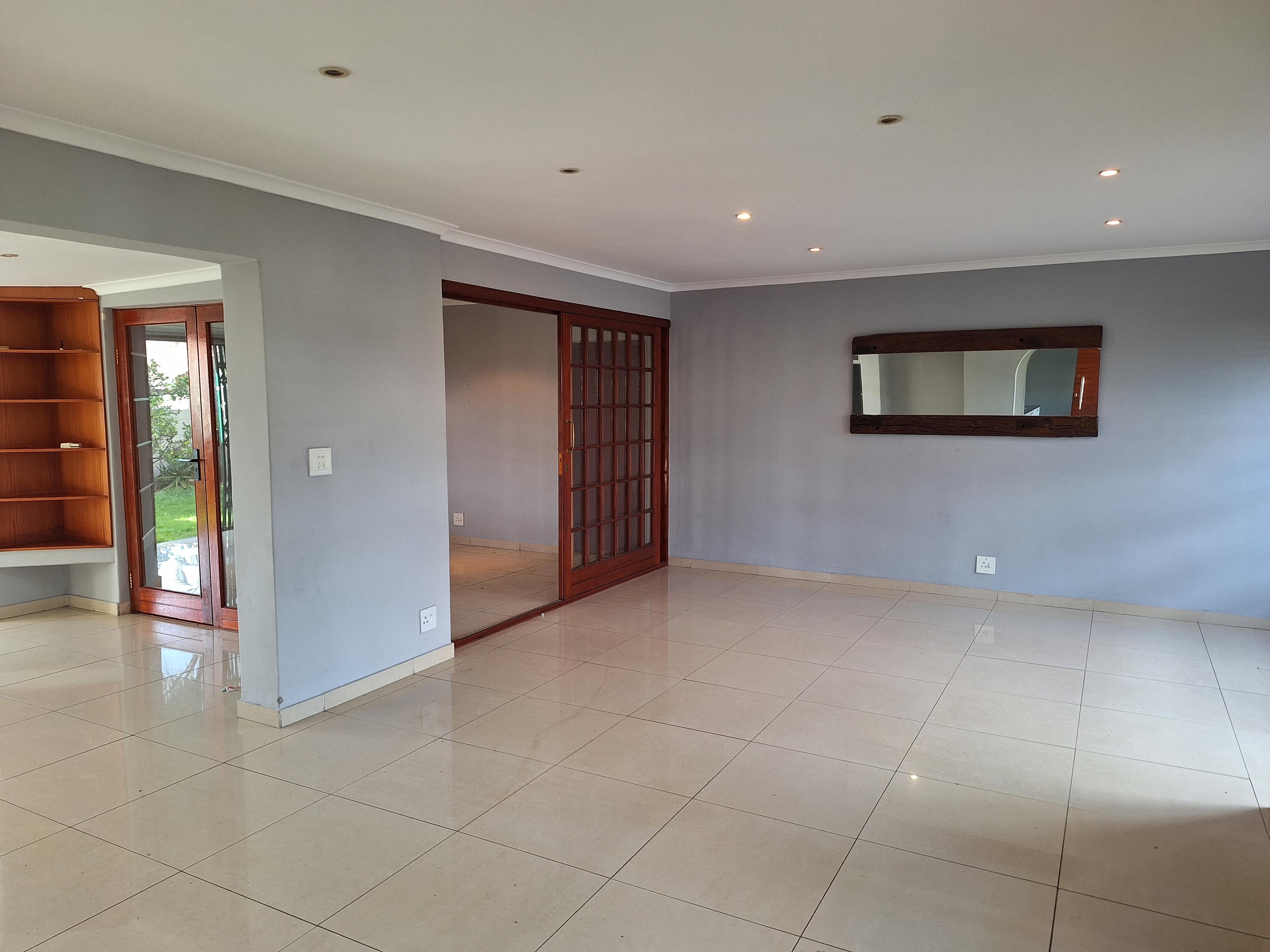 Image 4 of 6