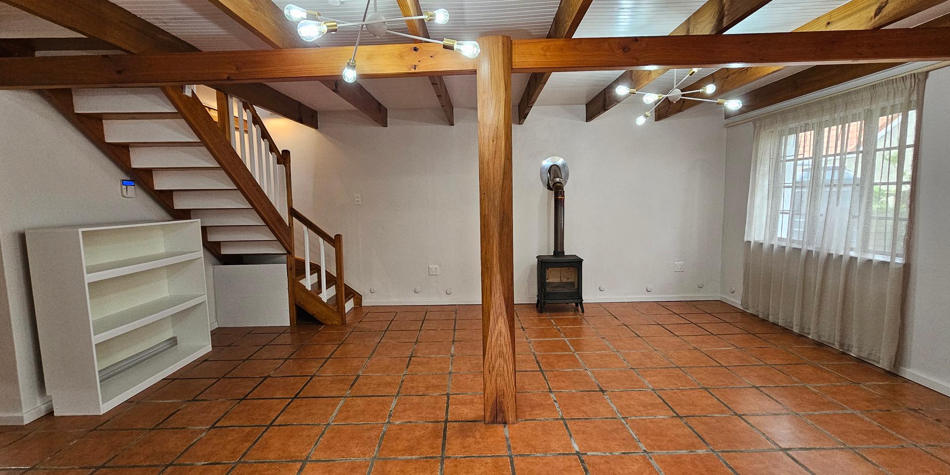 Image 4 of 6