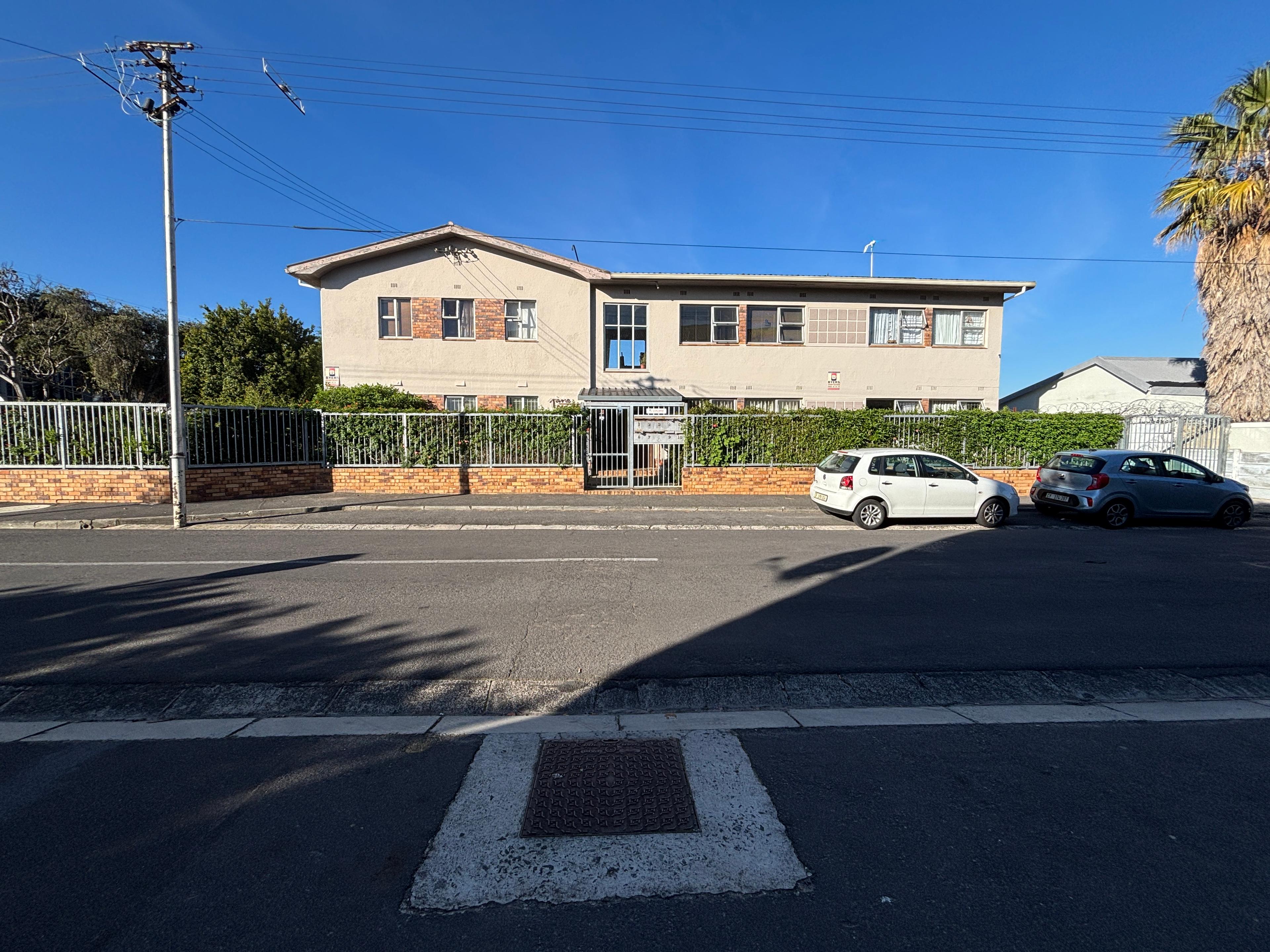 Image 1 of 6