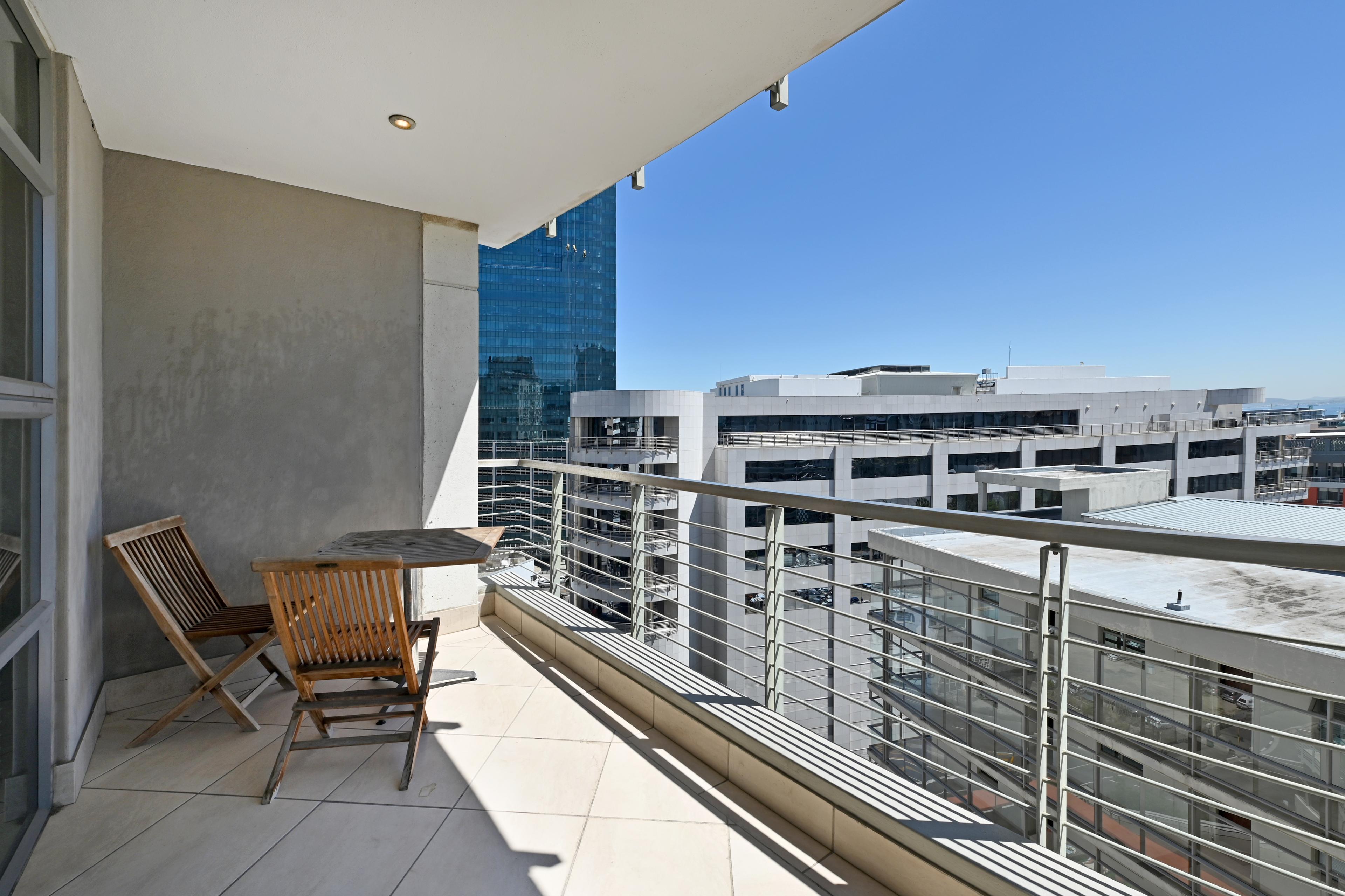 Image 3 of 6