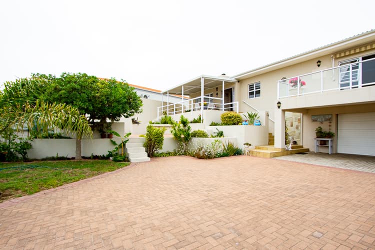 Main property image