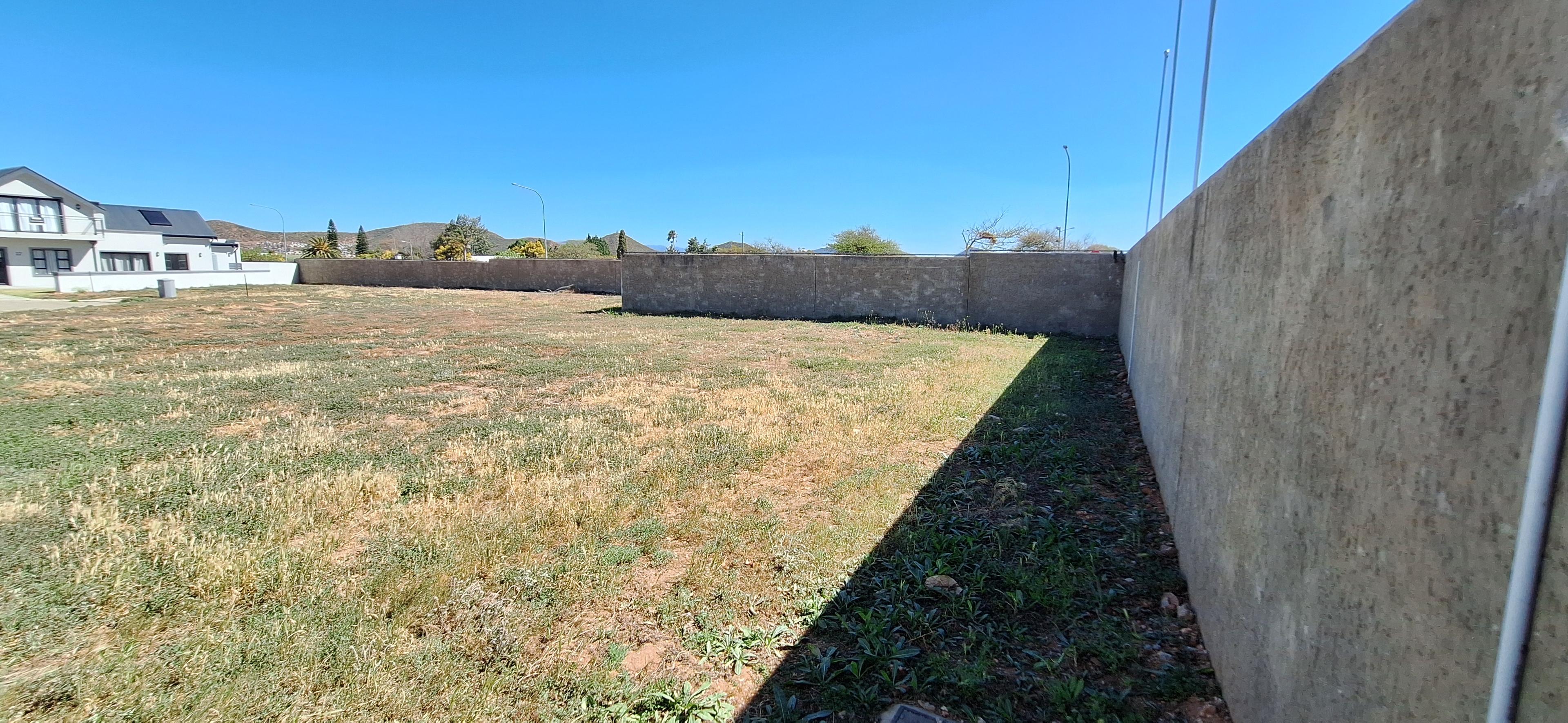 Image 4 of 6