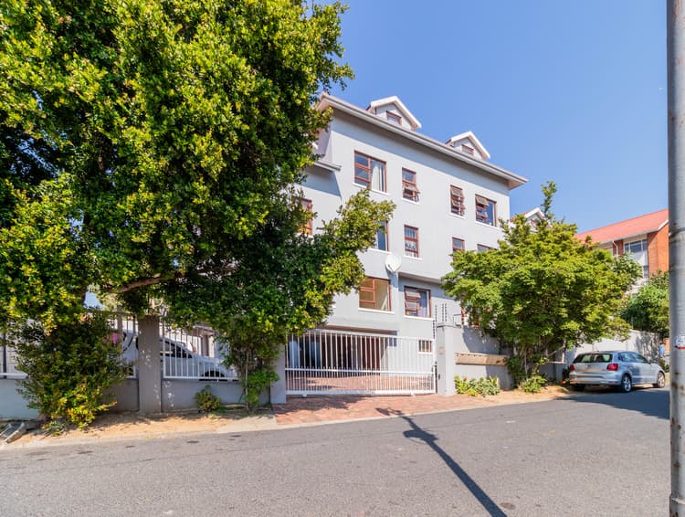 Main property image