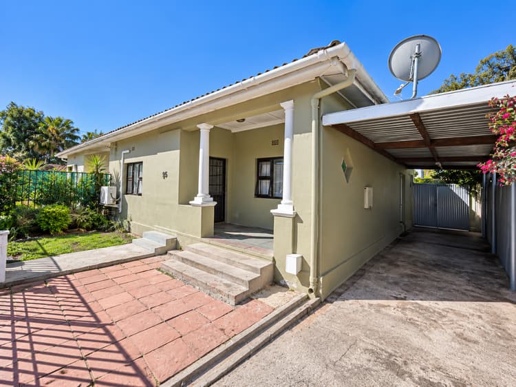 Main property image