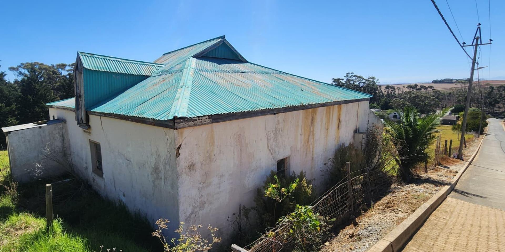 Image 2 of 6