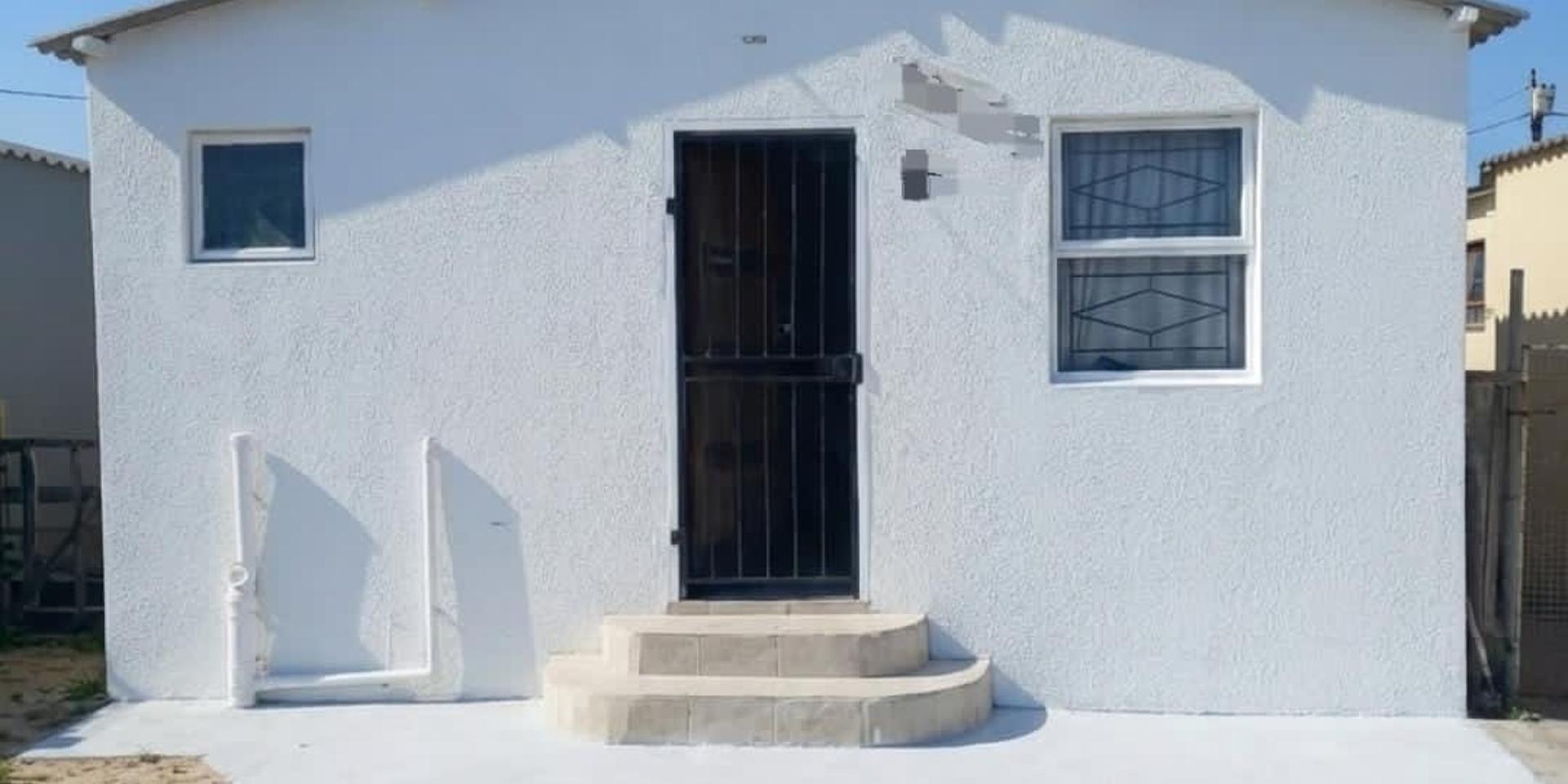 Image 2 of 6