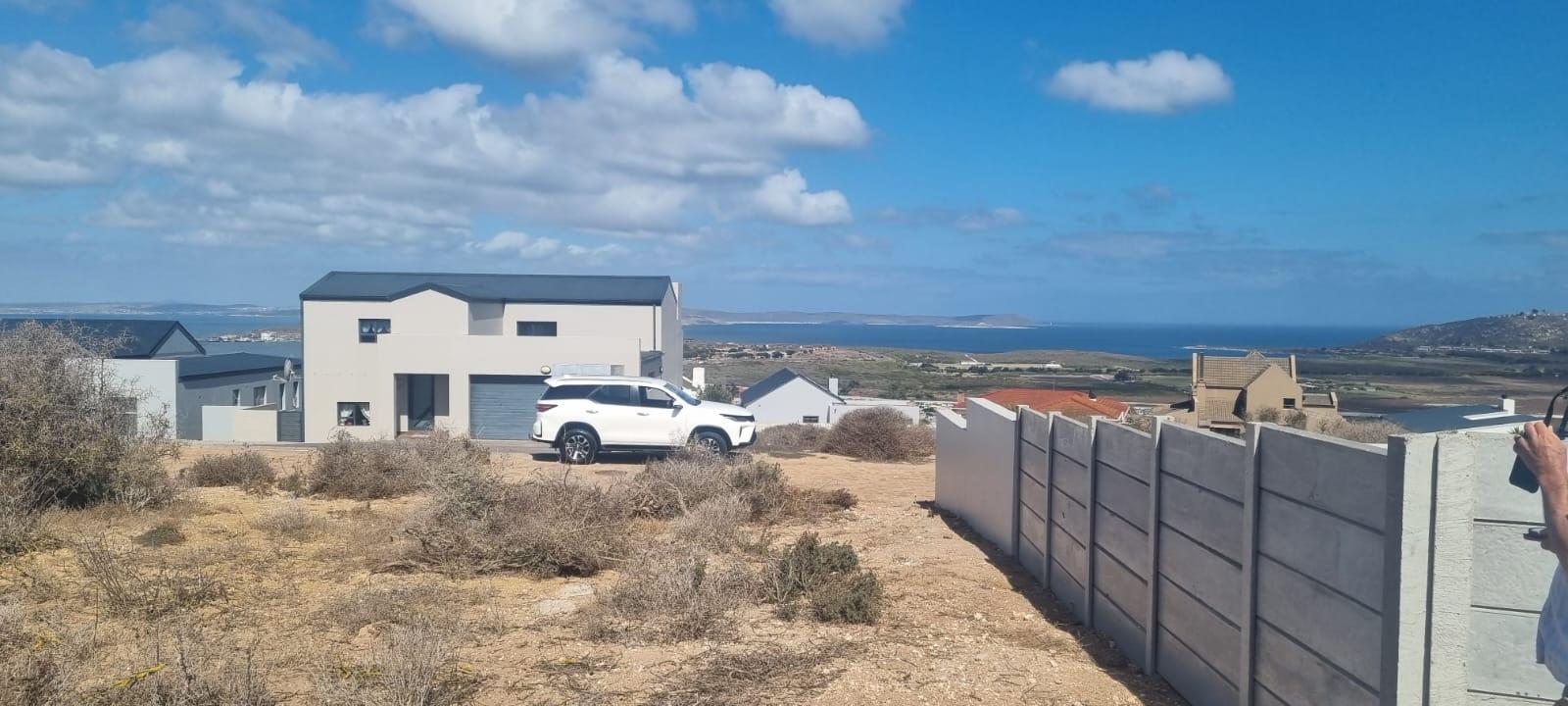 Image 4 of 6