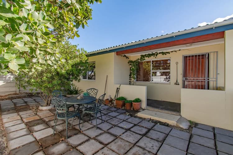 Main property image