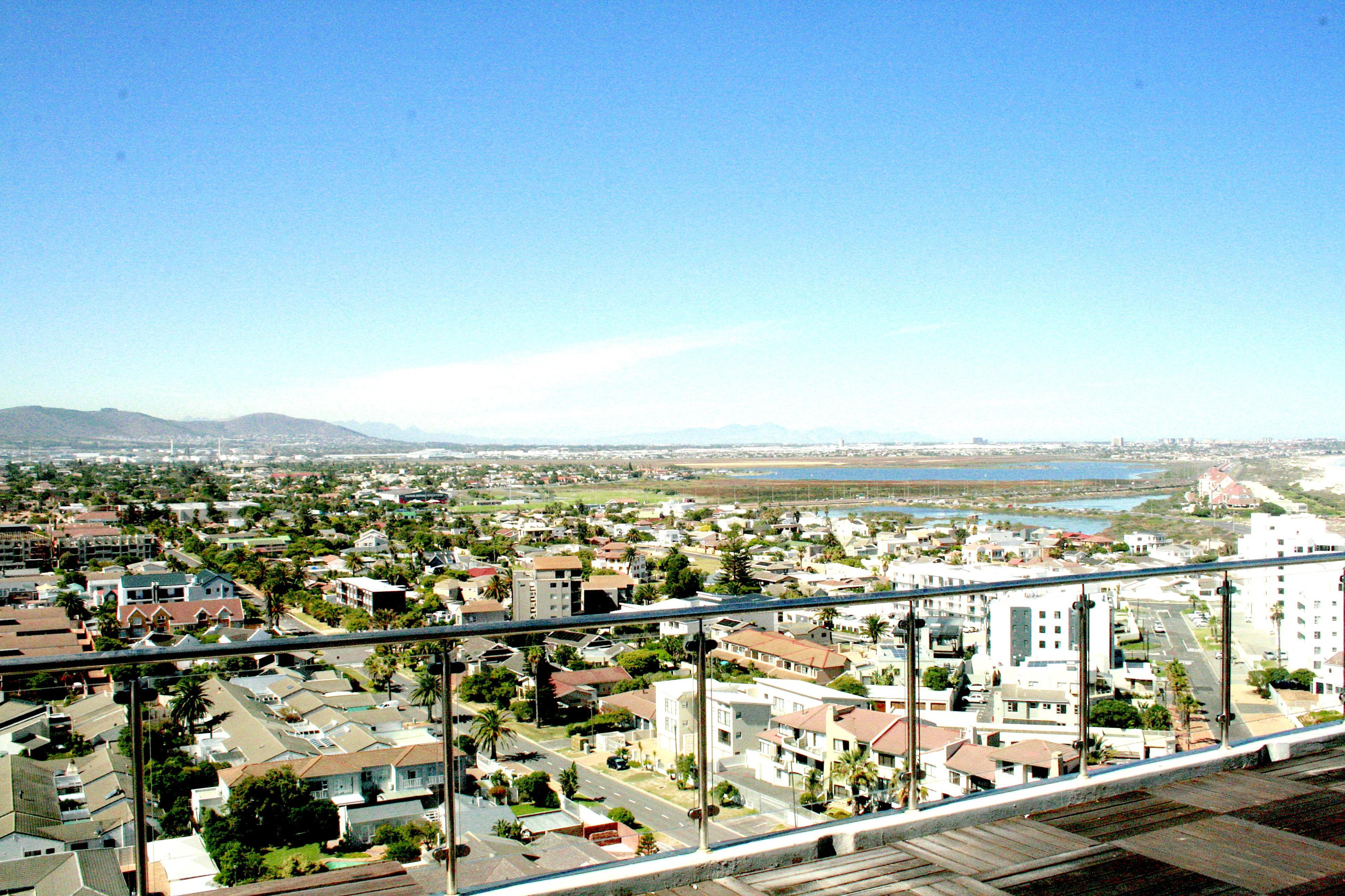 Image 2 of 6