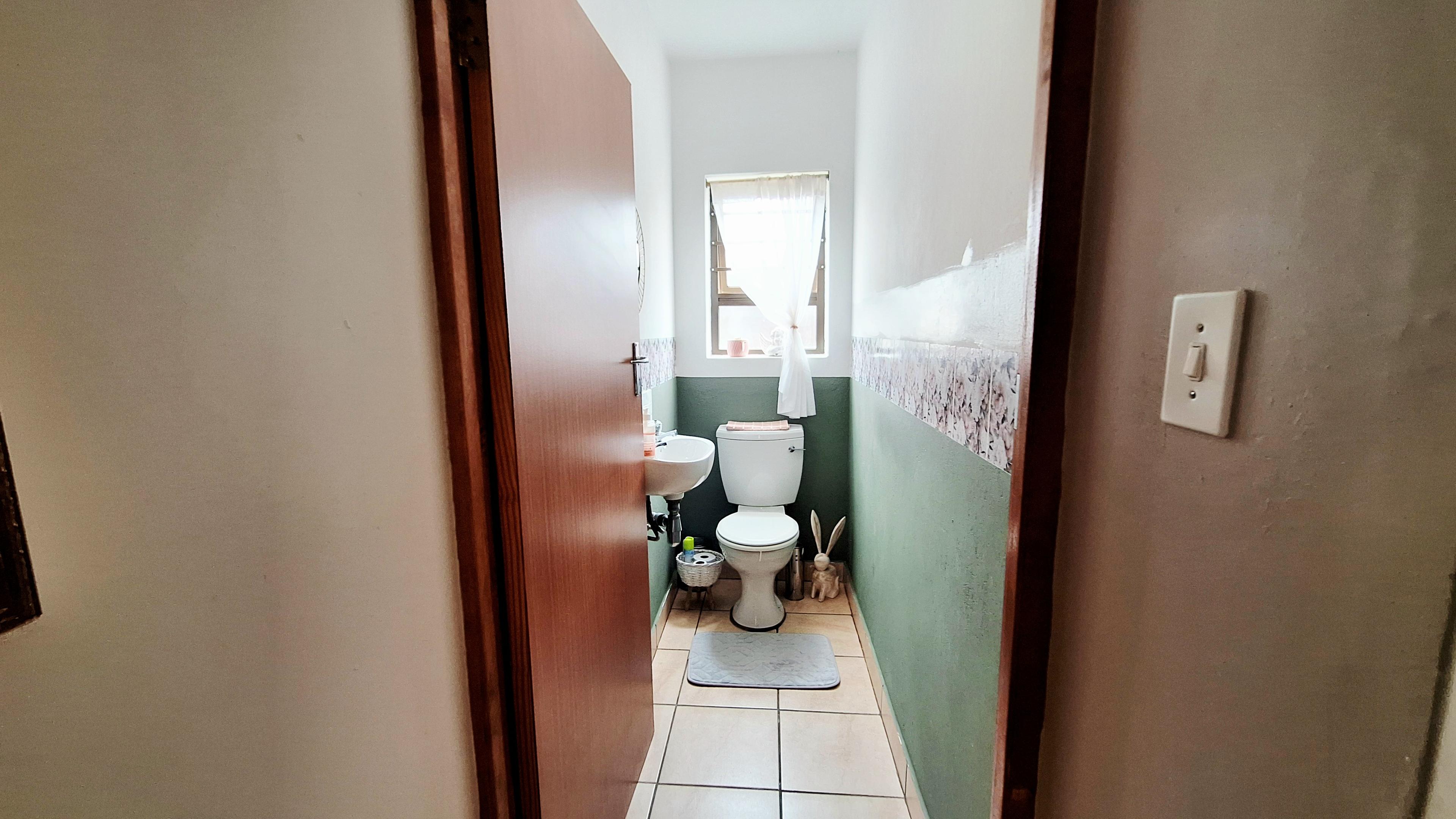 Image 12