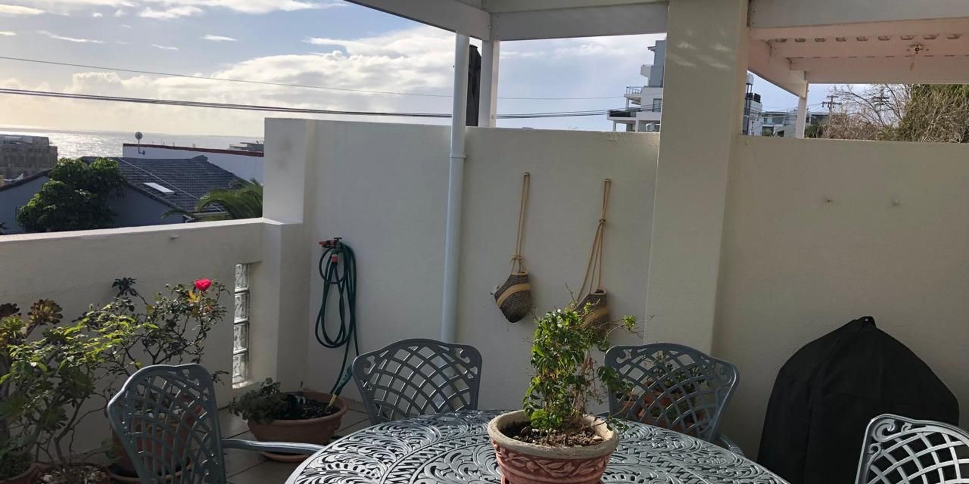 Image 4 of 6