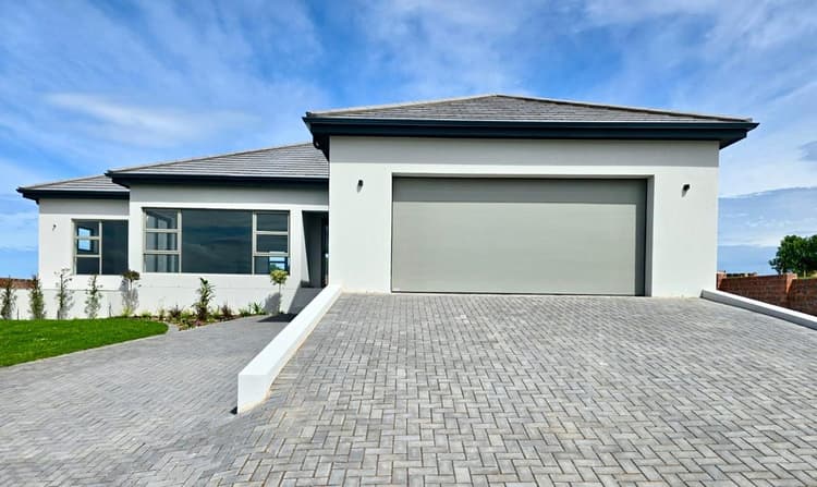 Main property image