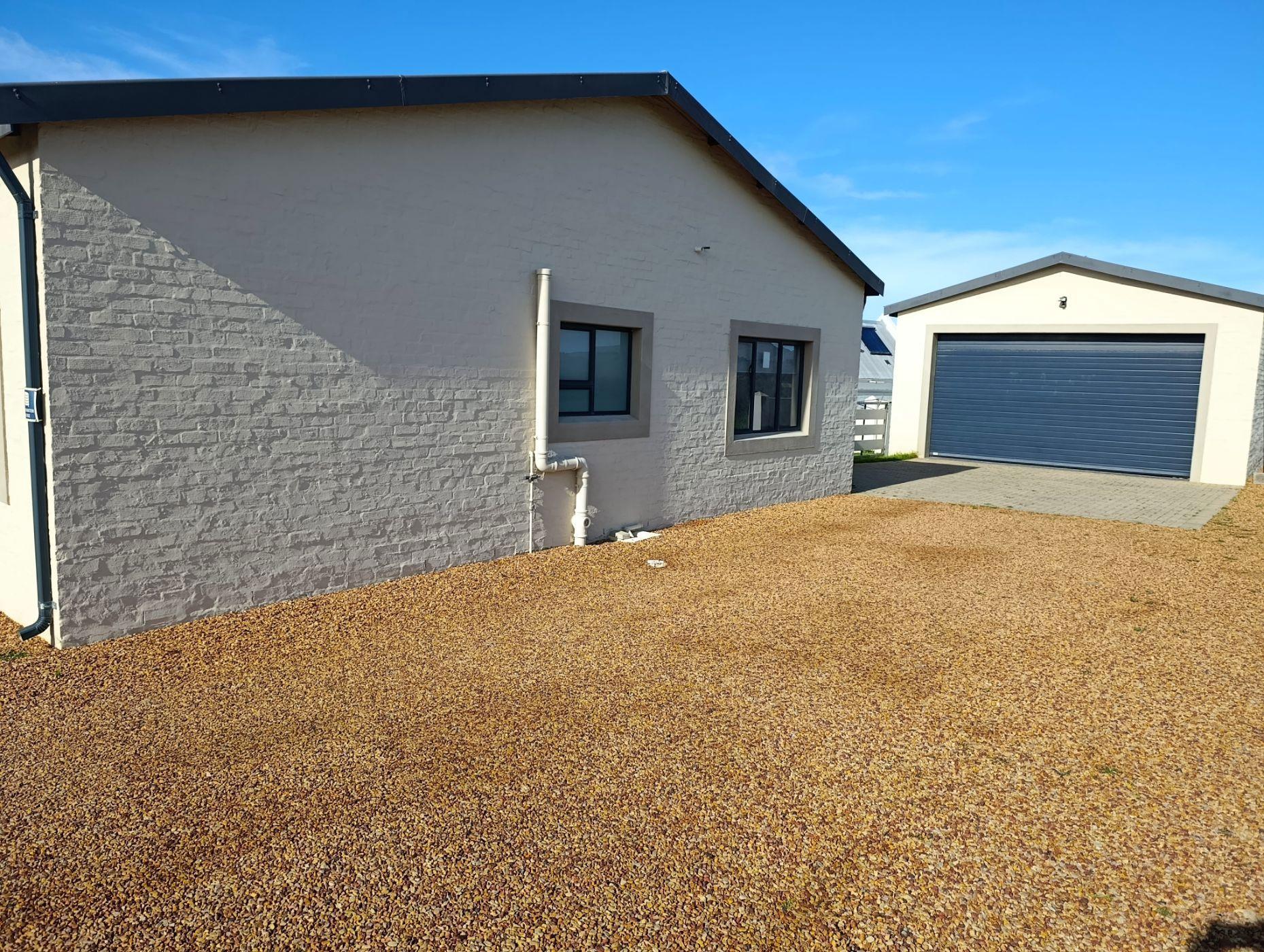 Image 4 of 6