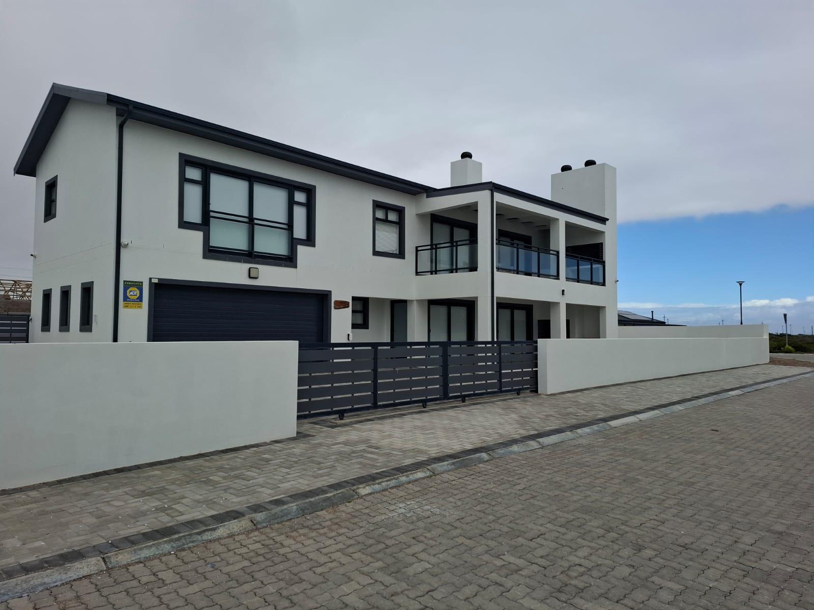 Image 4 of 6