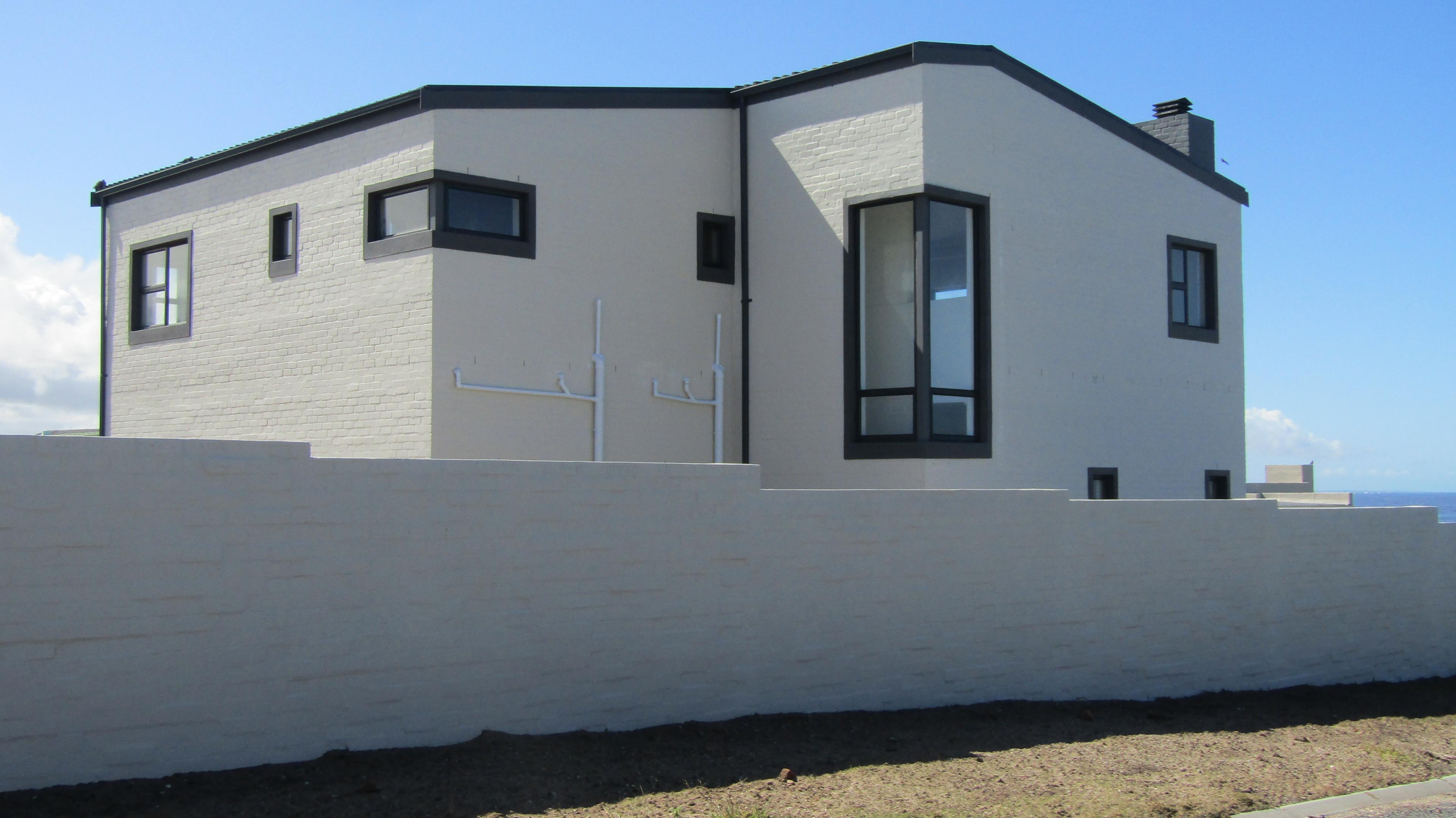 Image 2 of 6