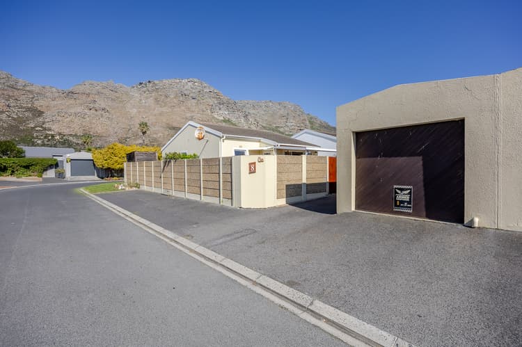 Main property image