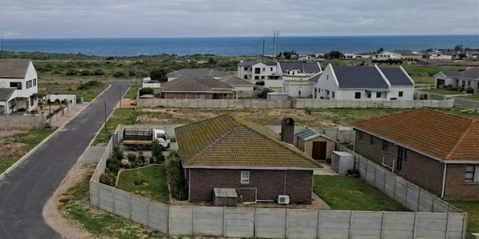 Image 4 of 6