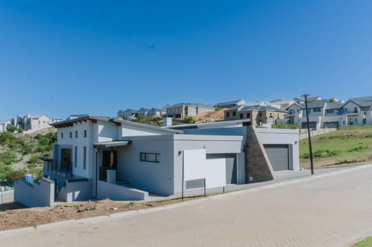 Main property image