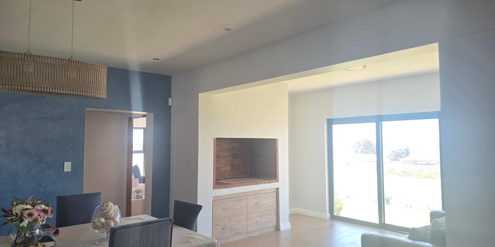 Image 5 of 6