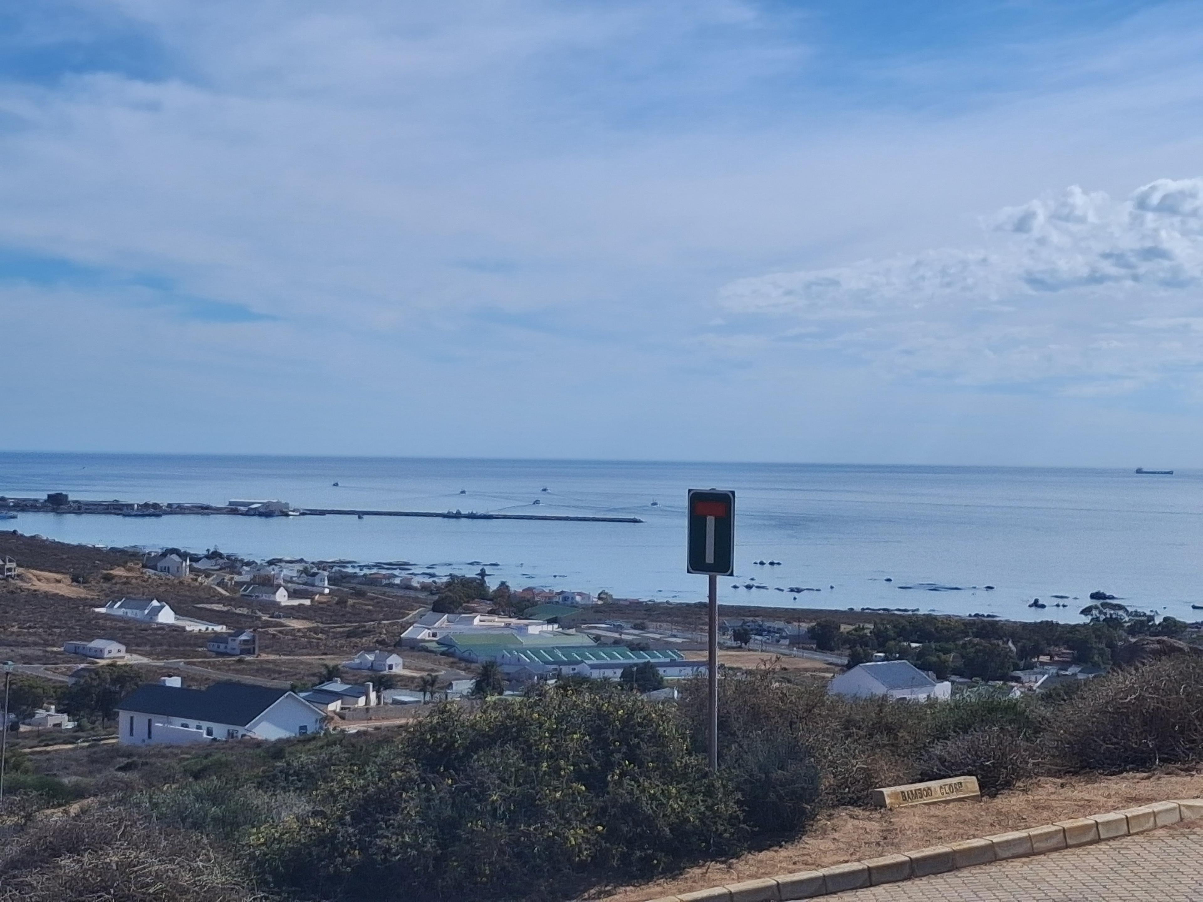 Image 4 of 6