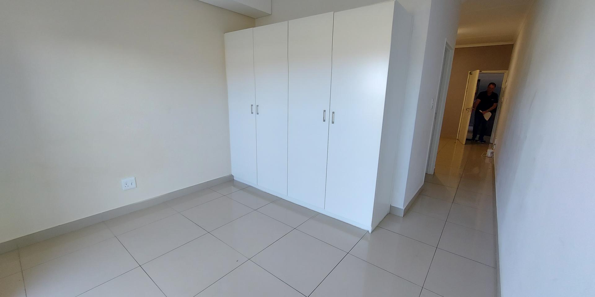 Image 5 of 6