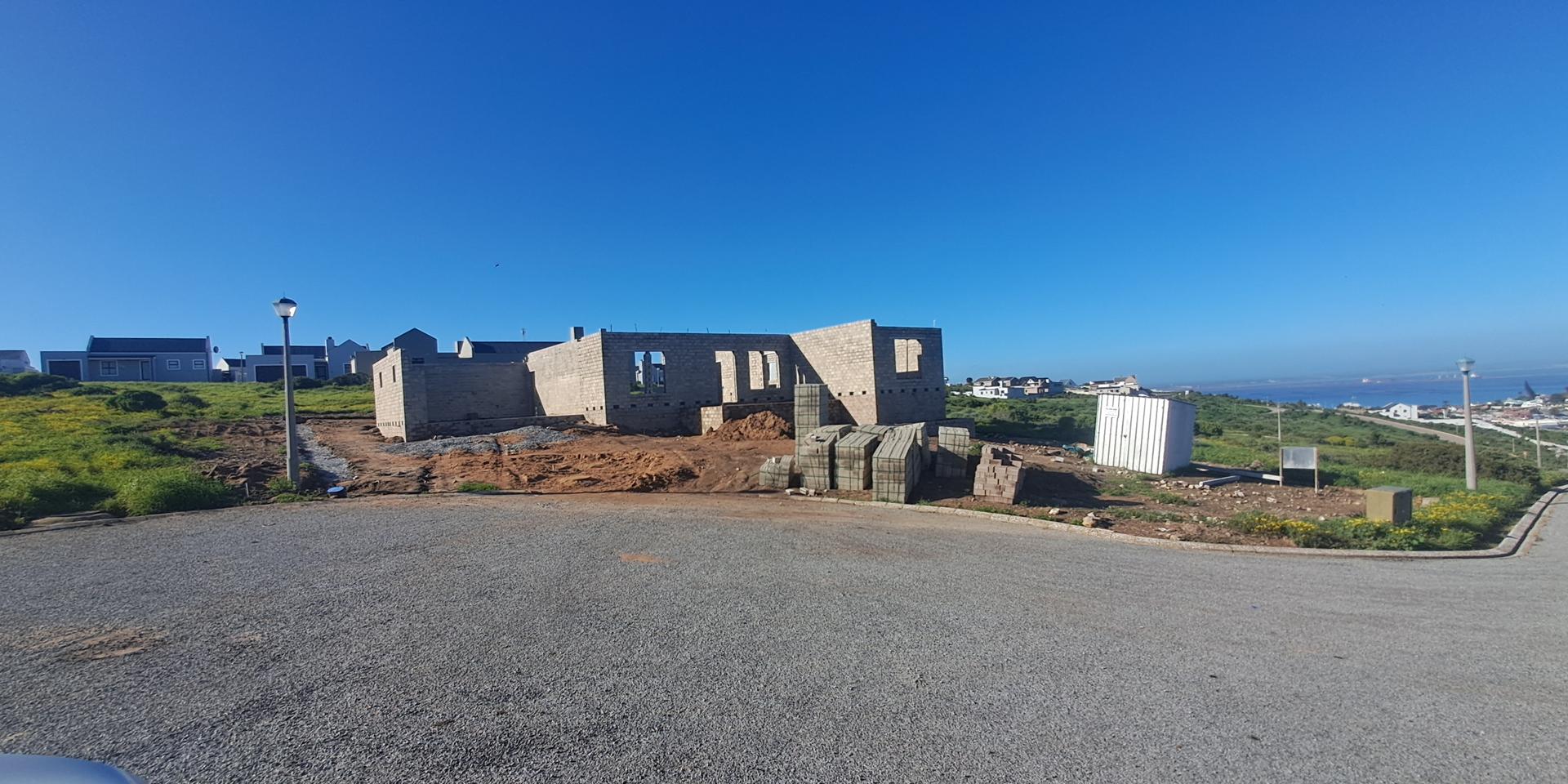 Image 4 of 6