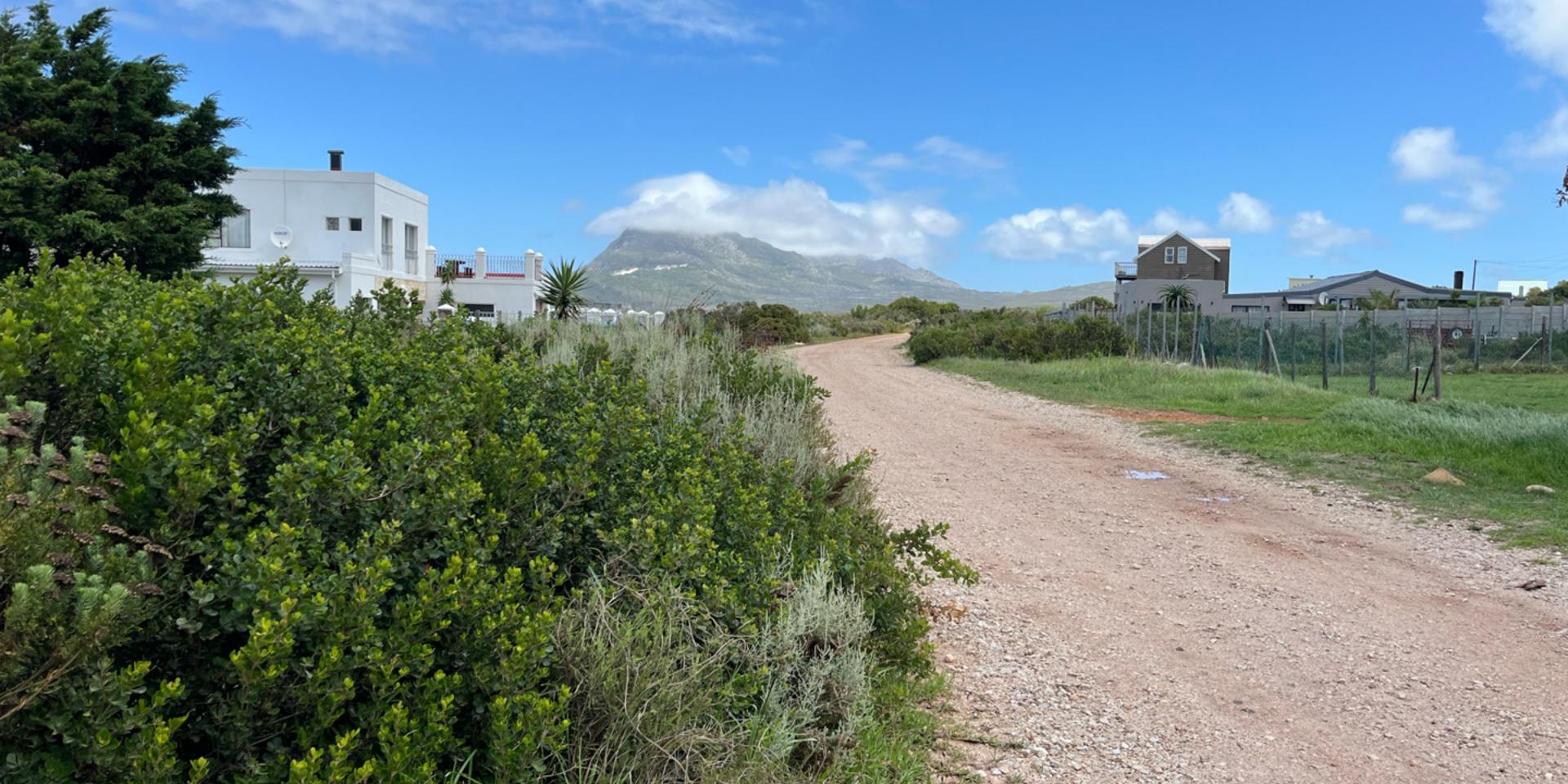 Image 4 of 6