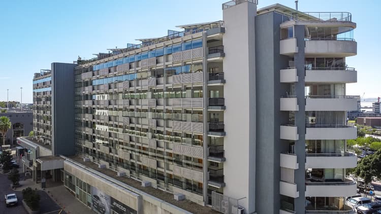 Main property image