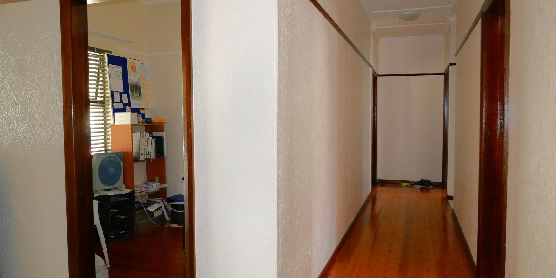 Image 5 of 6