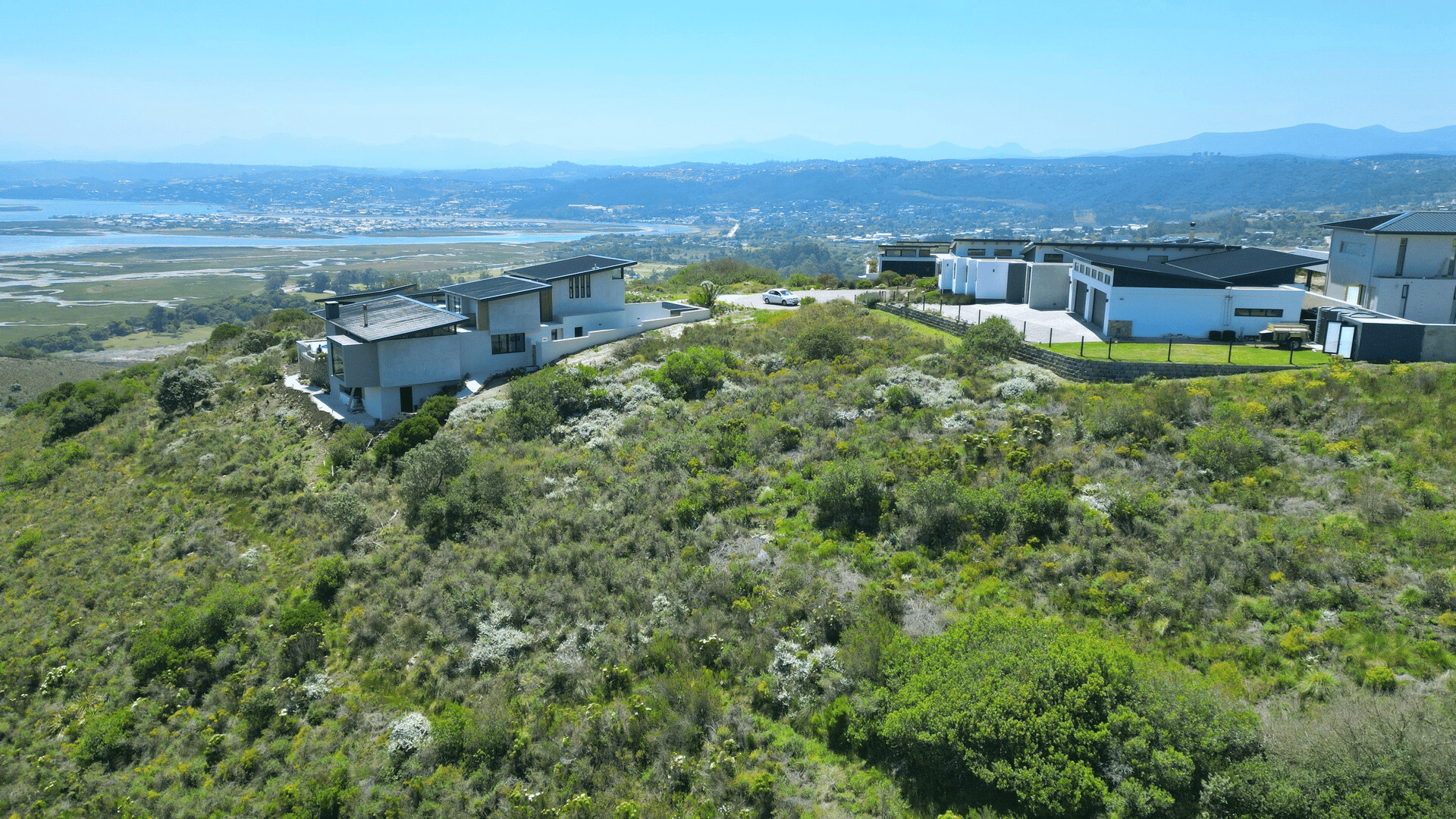 Image 4 of 6