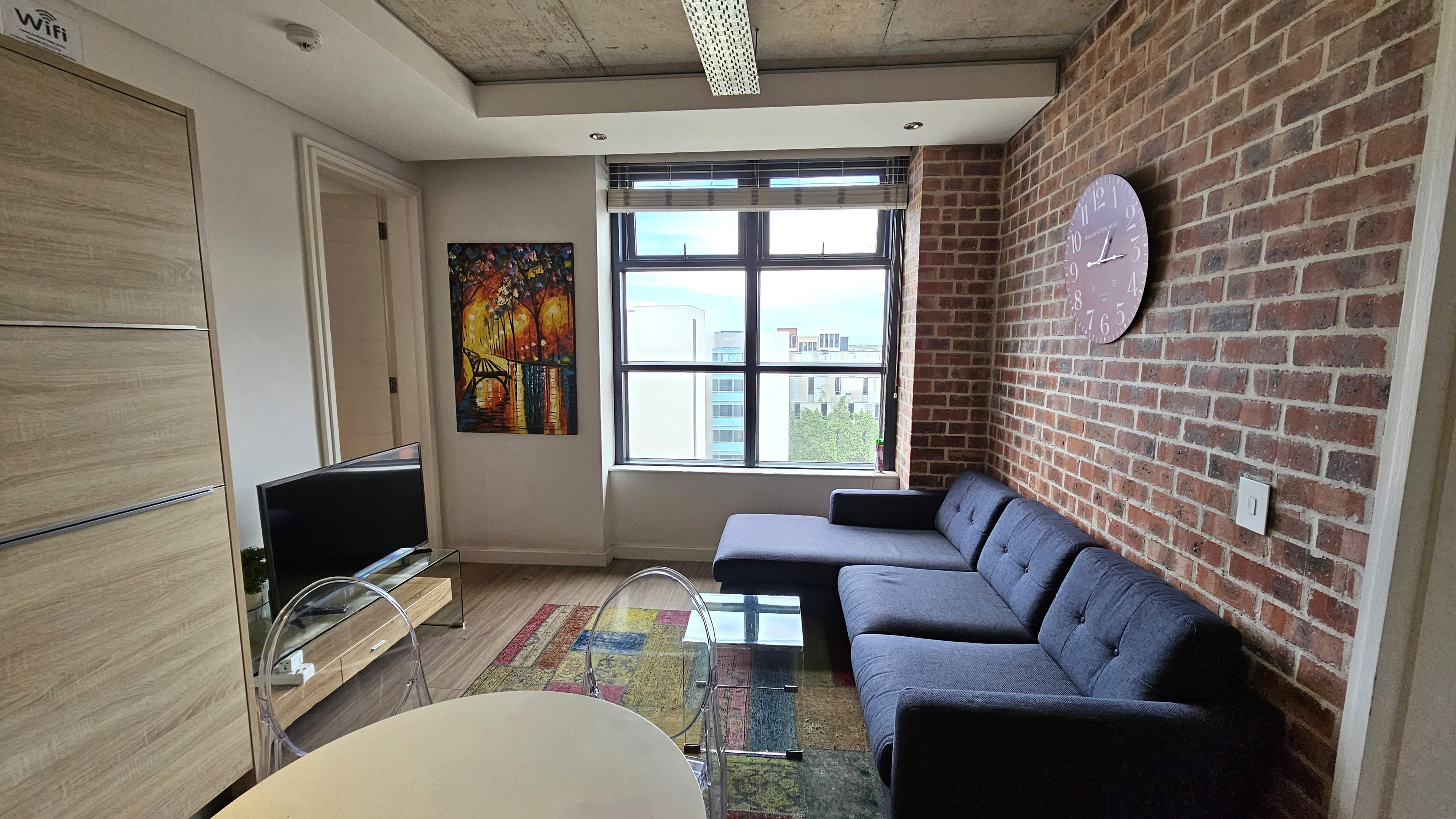 Image 4 of 6