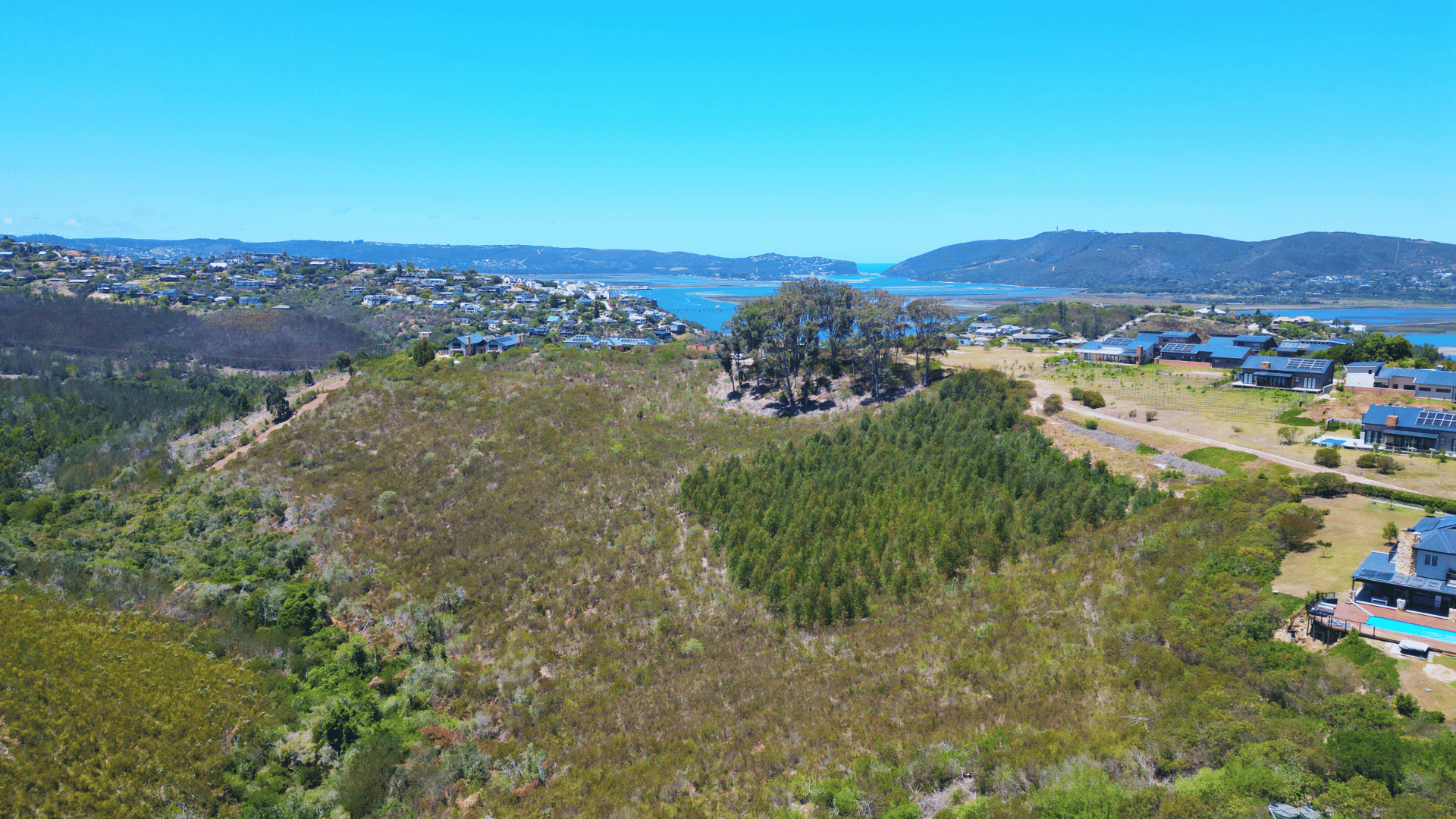 Image 2 of 6