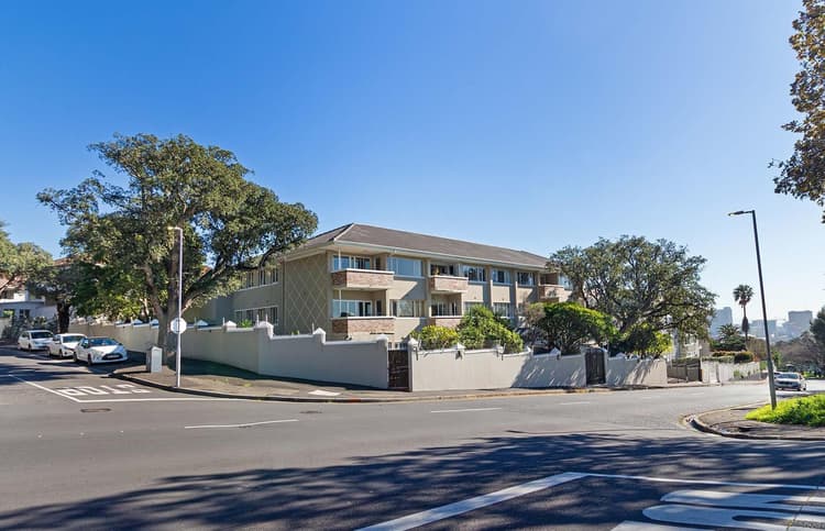 Main property image