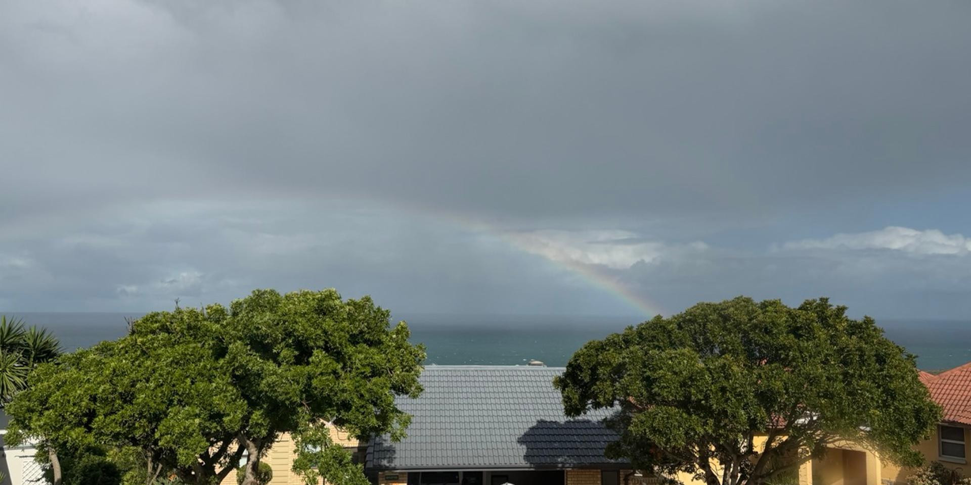 Image 2 of 6
