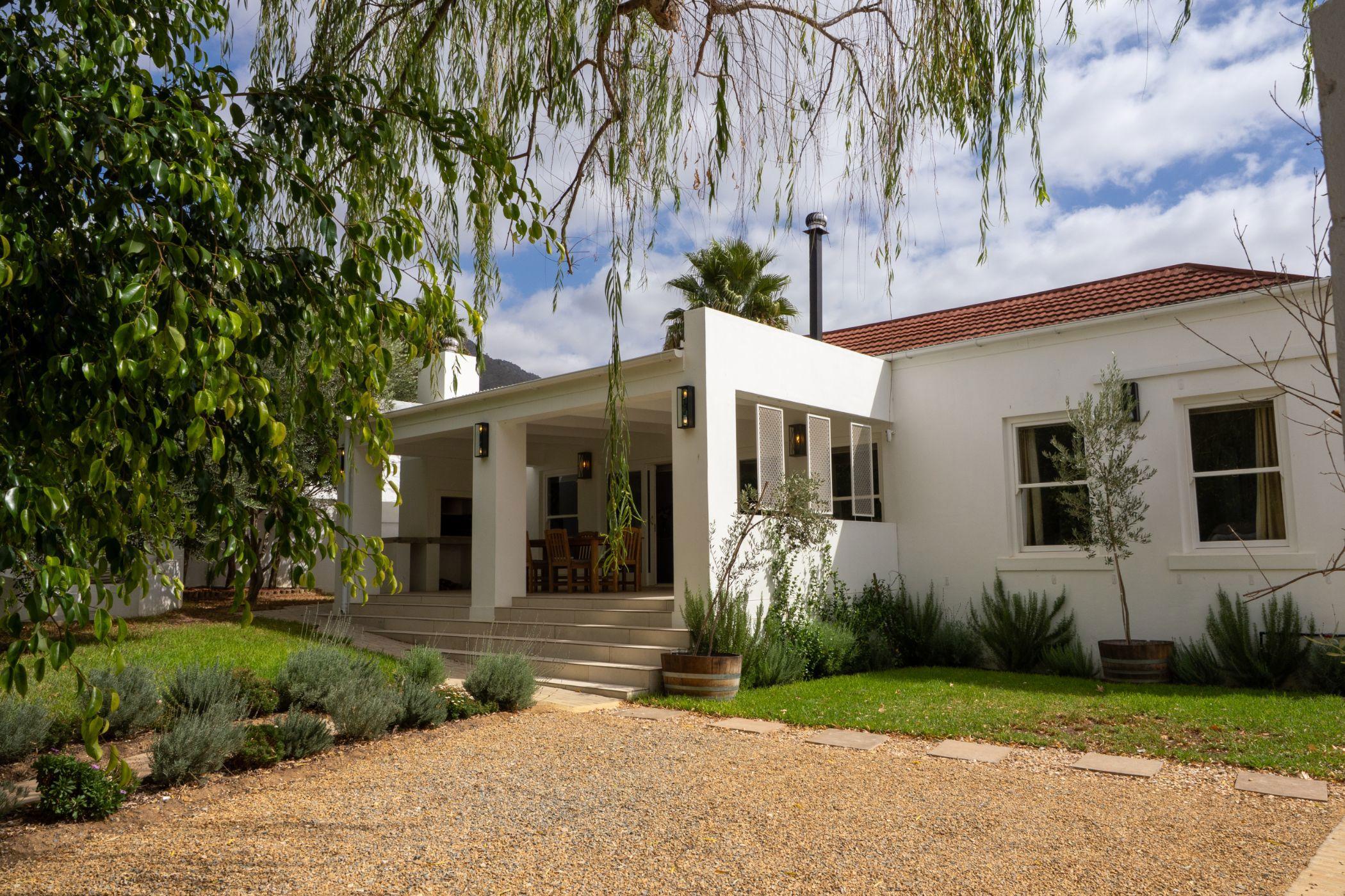 Image 2 of 6