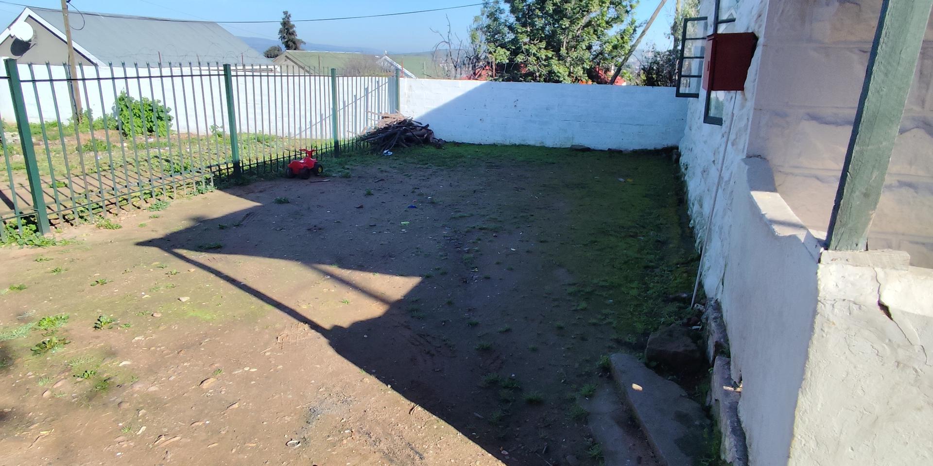 Image 1 of 6