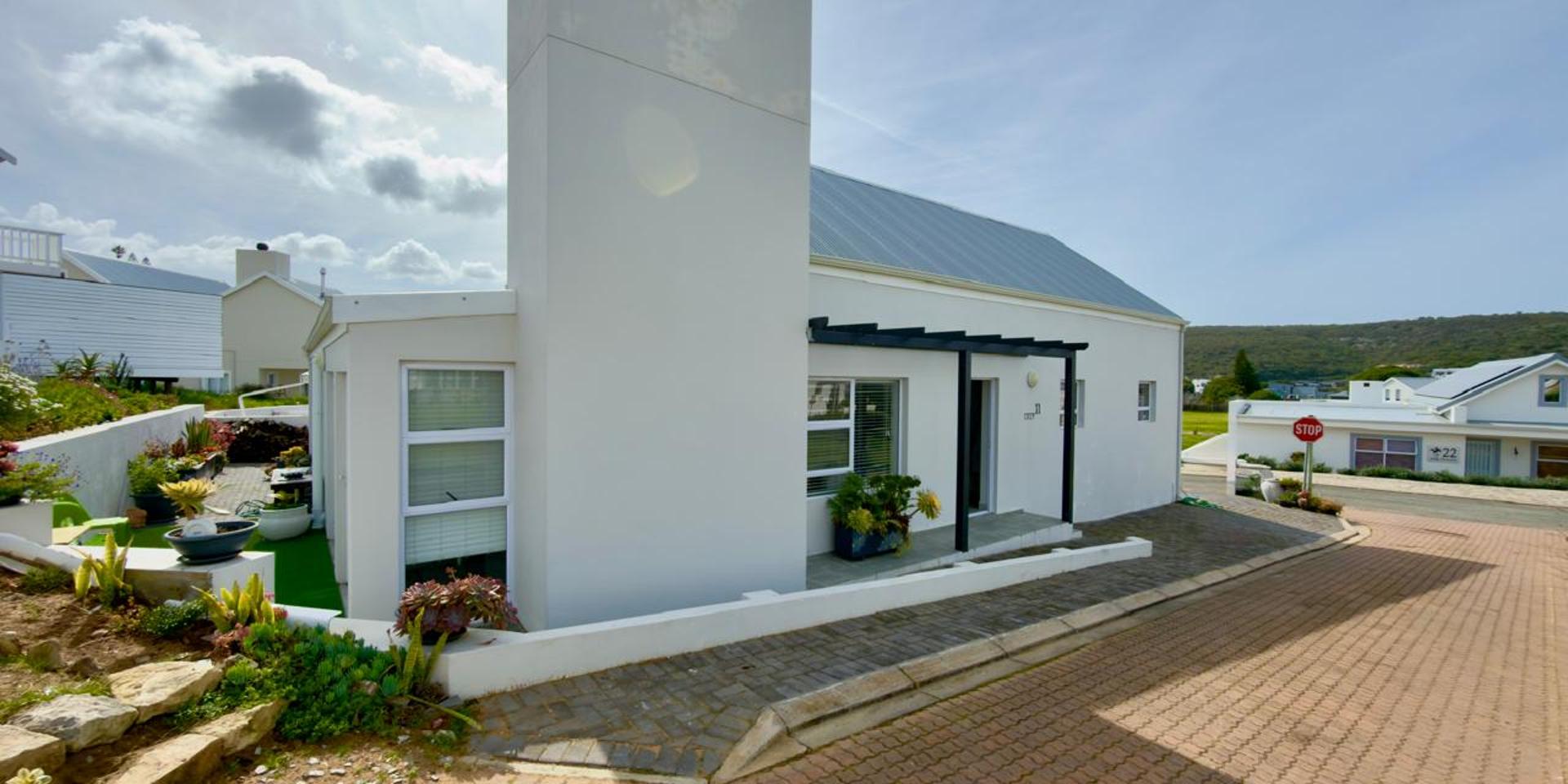 Image 2 of 6