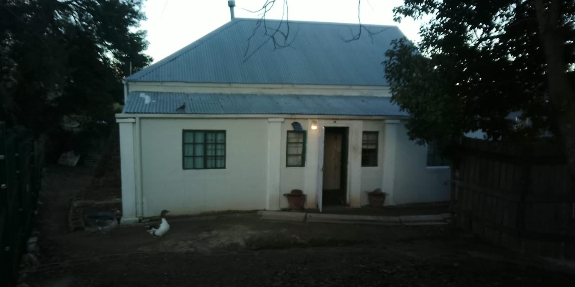 Image 2 of 6
