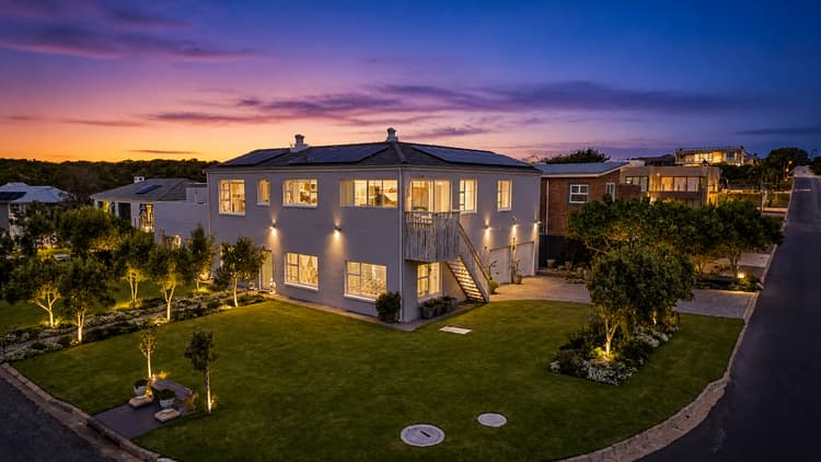 Main property image