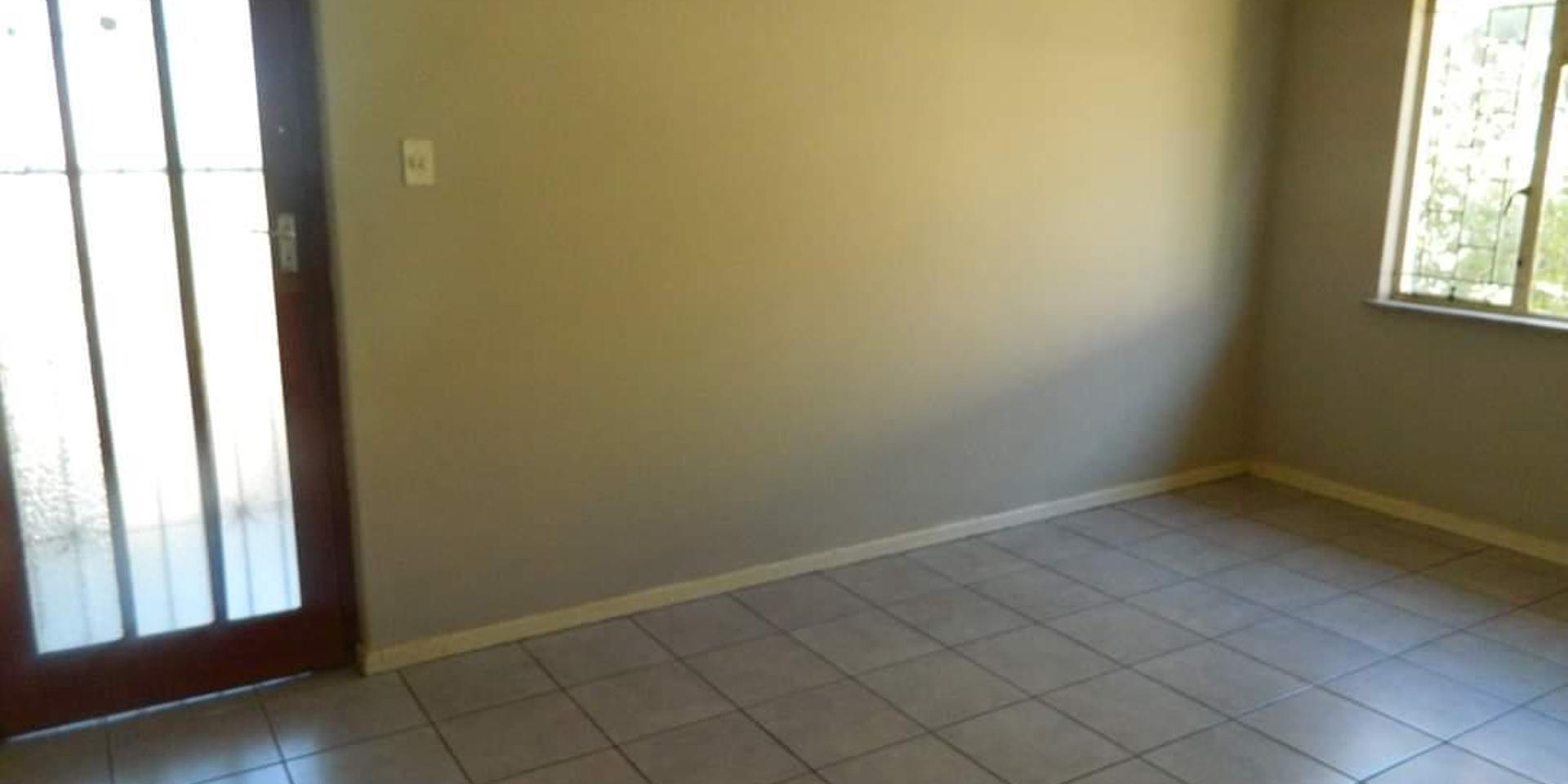 Image 5 of 6