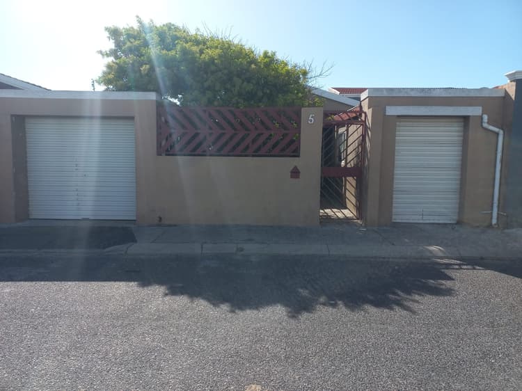 Main property image